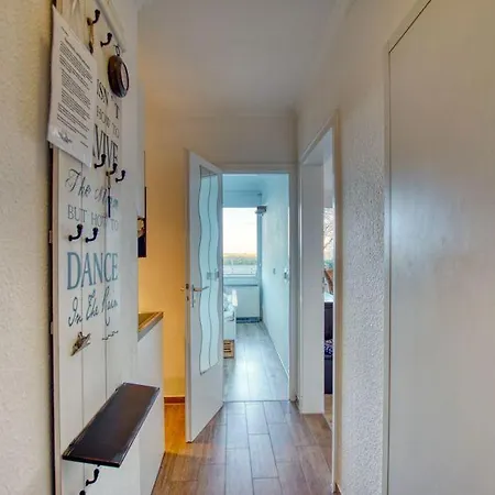 Ferienwohnung-3-sce-16-3sce16 *